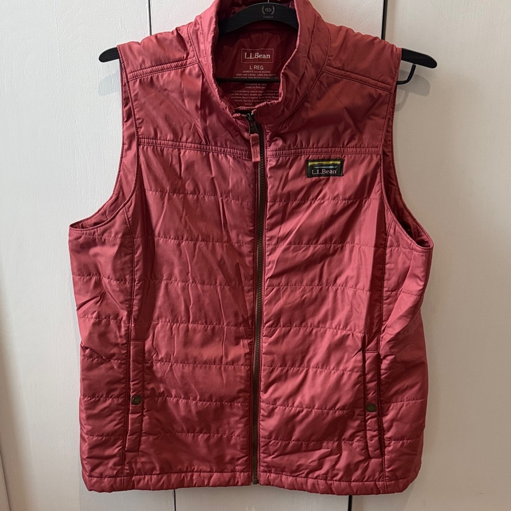 LL Bean mountain classic puffer vest